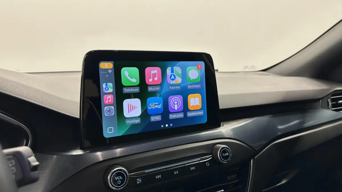 1.5 EcoBoost ST Line active X Business TREKHAAK CAMERA LM NAVI CRUISE CARPLAY.