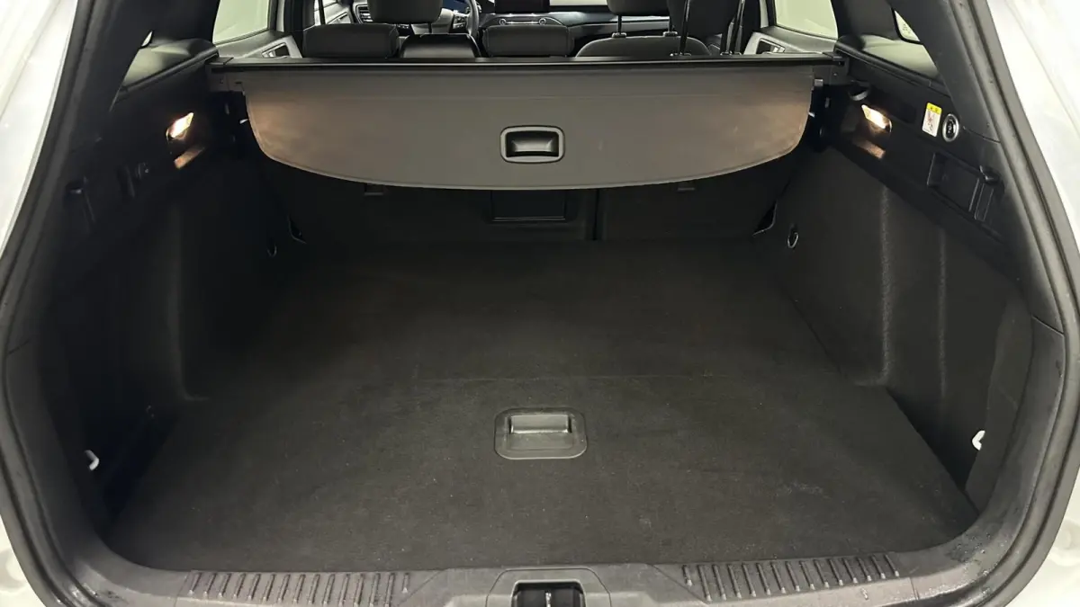 1.5 EcoBoost ST Line active X Business TREKHAAK CAMERA LM NAVI CRUISE CARPLAY.