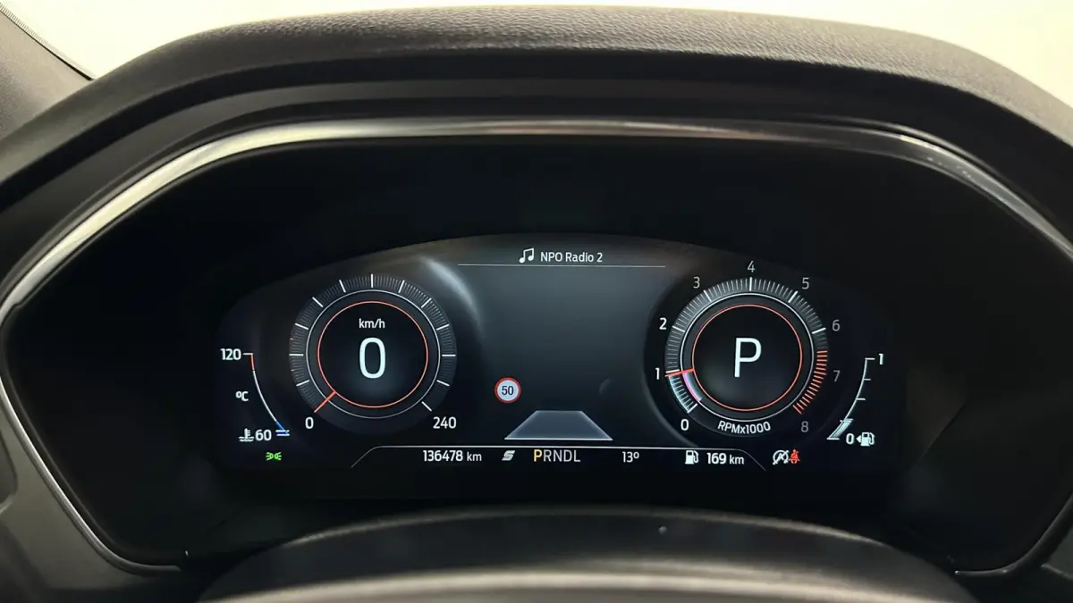1.5 EcoBoost ST Line active X Business TREKHAAK CAMERA LM NAVI CRUISE CARPLAY.