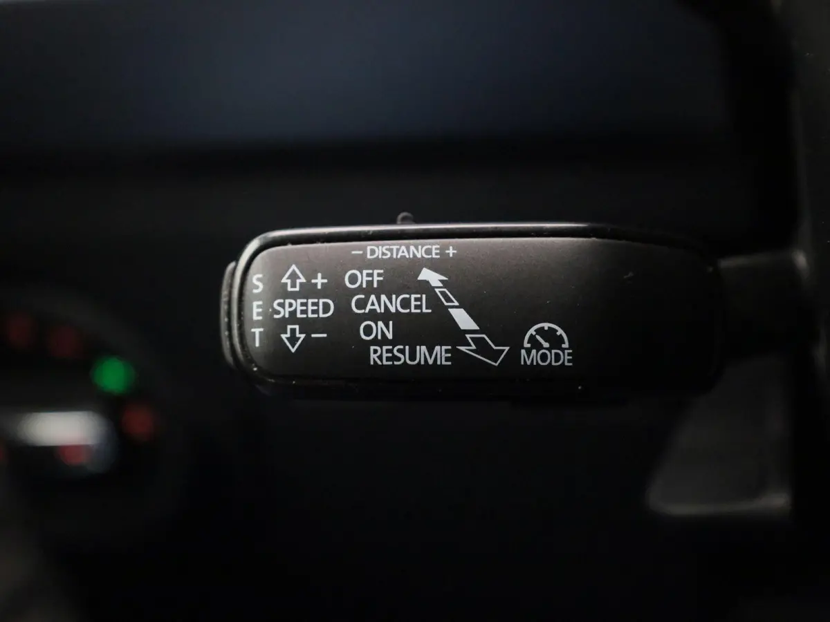 1.0 TSI Style Business Intense | ACHTERUITRIJCAMERA | APPLE CARPLAY - ANDROID AUTO | TREKHAAK | CLIMATE CONTROL | KEYLESS | CRUISE CONTROL |