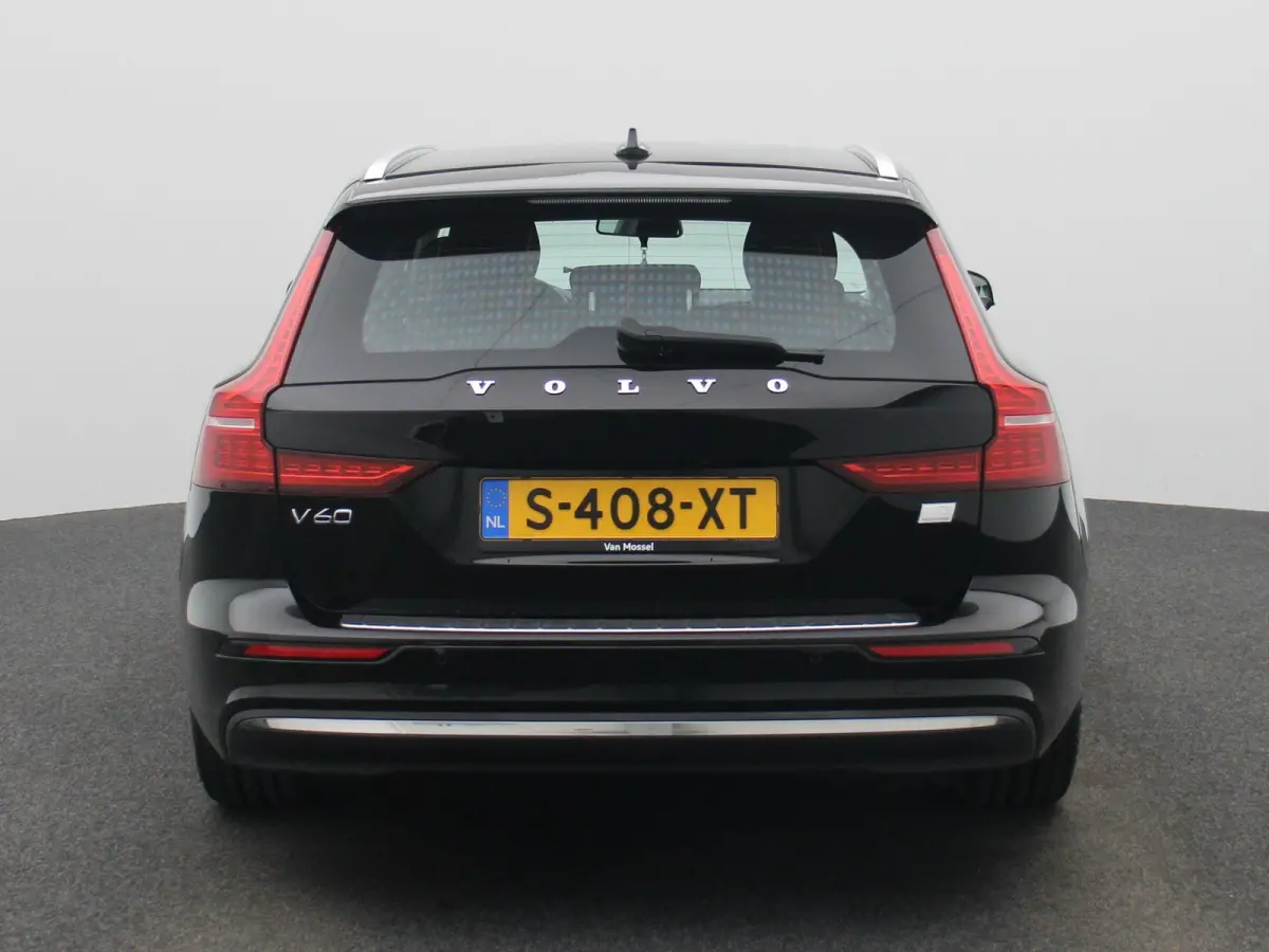 2.0 T6 Plug-in hybrid AWD Essential Bright | Apple Carplay / Android Auto | Camera | Parkeersensoren | Stoelverwarming | Stuurverwarming |