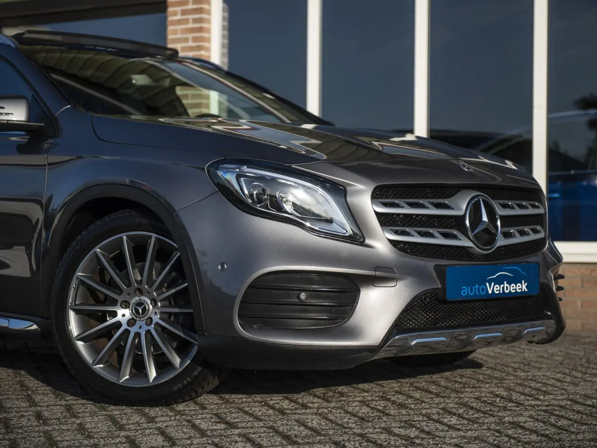 250 4Matic | AMG | Pano | 19" LMV | LED | El.achterklep | Achteruitrijcamera | Keyless Go | Dealeronderhouden