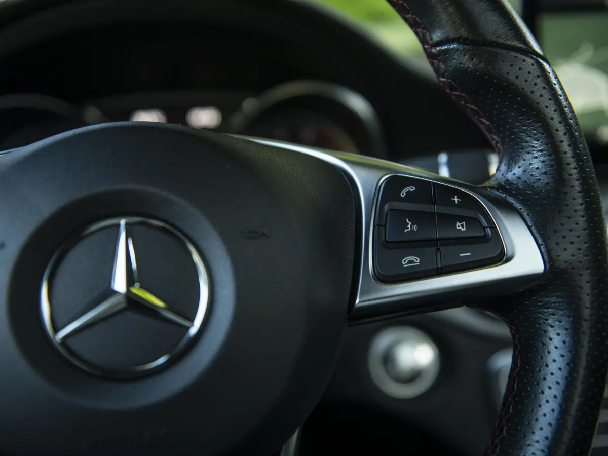 250 4Matic | AMG | Pano | 19" LMV | LED | El.achterklep | Achteruitrijcamera | Keyless Go | Dealeronderhouden