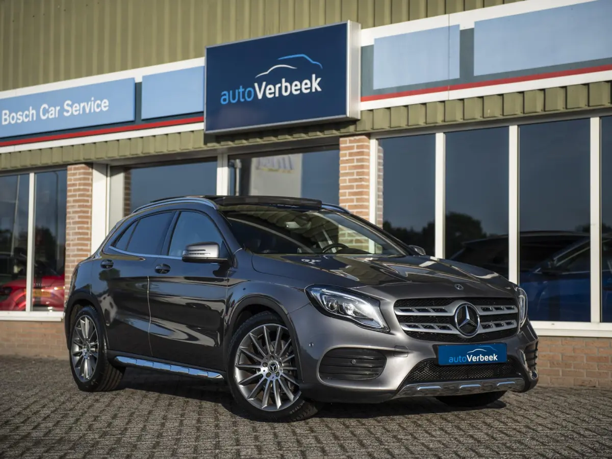 250 4Matic | AMG | Pano | 19" LMV | LED | El.achterklep | Achteruitrijcamera | Keyless Go | Dealeronderhouden