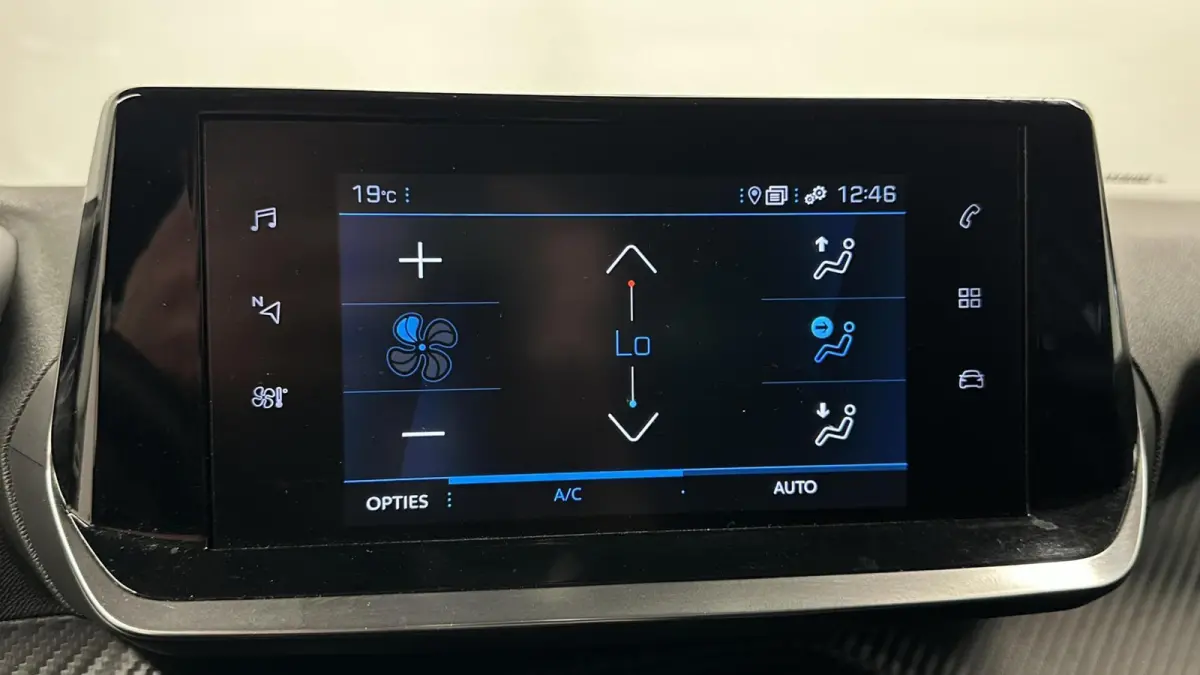 1.2 PureTech Blue Lease Active NAVI CRUISE CARPLAY