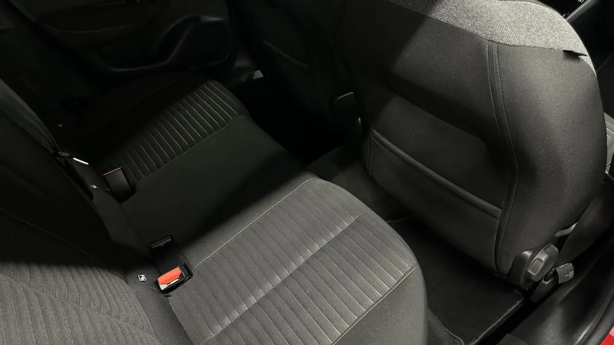 1.2 PureTech Blue Lease Active NAVI CRUISE CARPLAY