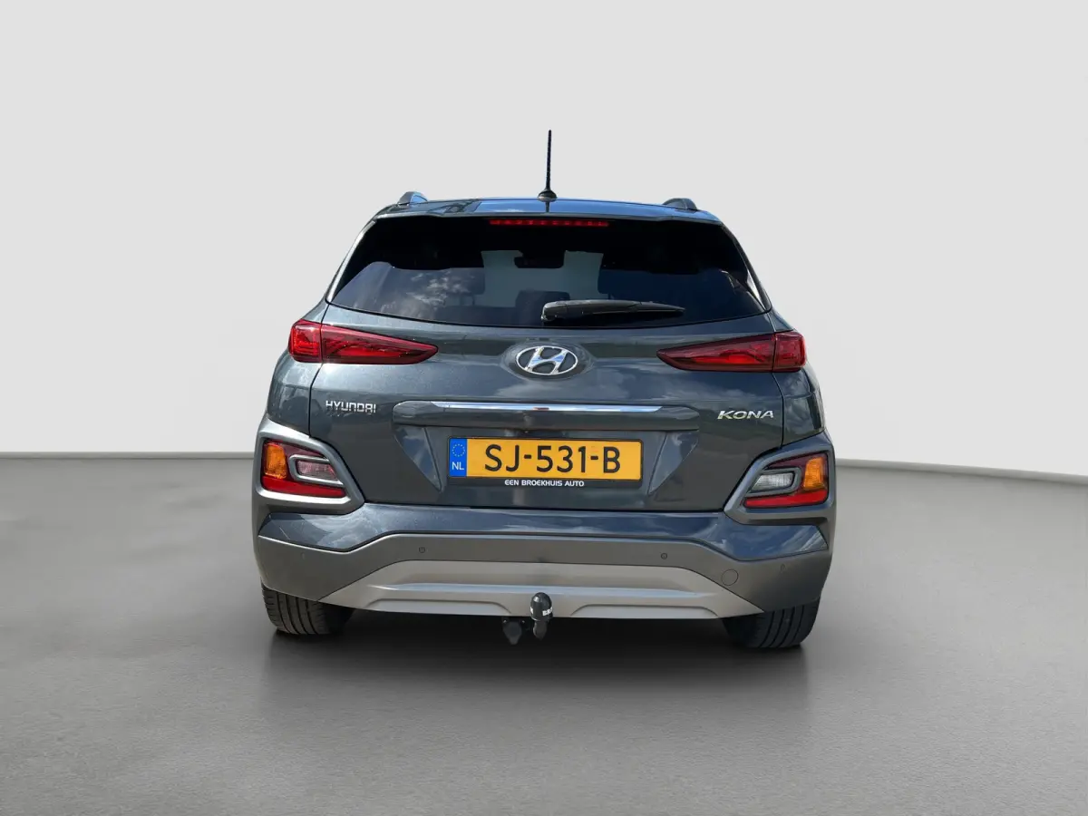 1.0 T-GDI 120pk Fashion | Camera | Trekhaak | Climate controle | Carplay | 17'' velgen | Keyless entry | Parkeersensoren | Elektrische spiegels