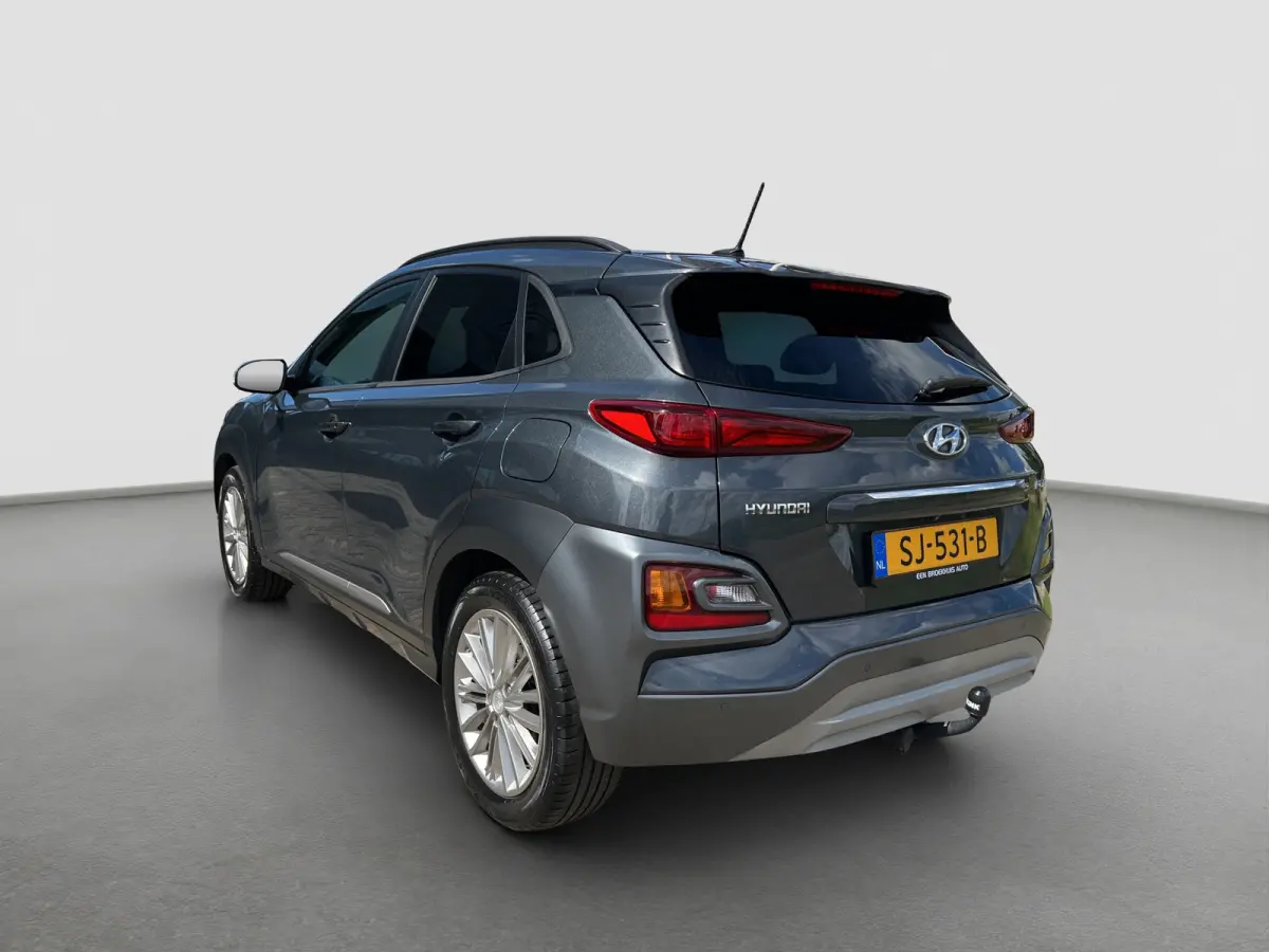 1.0 T-GDI 120pk Fashion | Camera | Trekhaak | Climate controle | Carplay | 17'' velgen | Keyless entry | Parkeersensoren | Elektrische spiegels