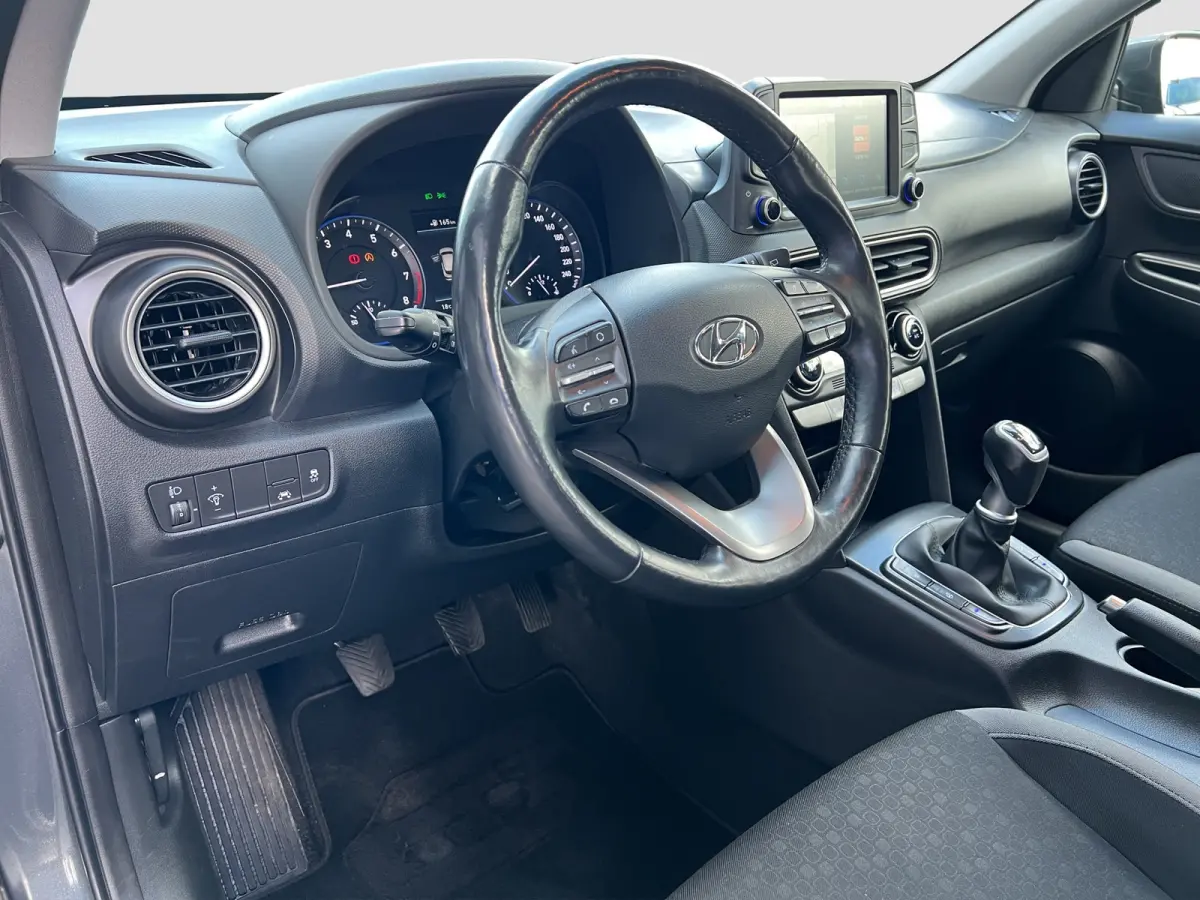 1.0 T-GDI 120pk Fashion | Camera | Trekhaak | Climate controle | Carplay | 17'' velgen | Keyless entry | Parkeersensoren | Elektrische spiegels