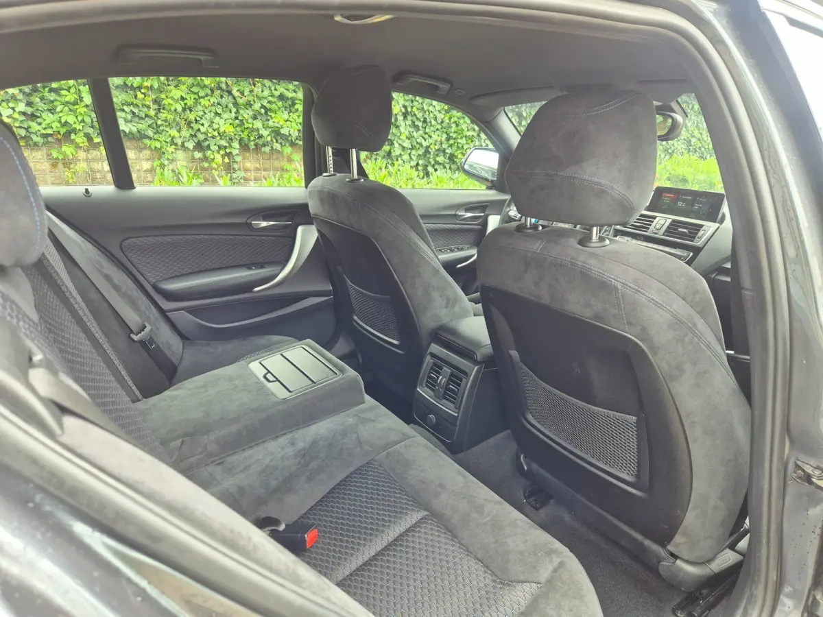 M Sport Apple CarPlay 1/2 Alcantara Centennial High Executive