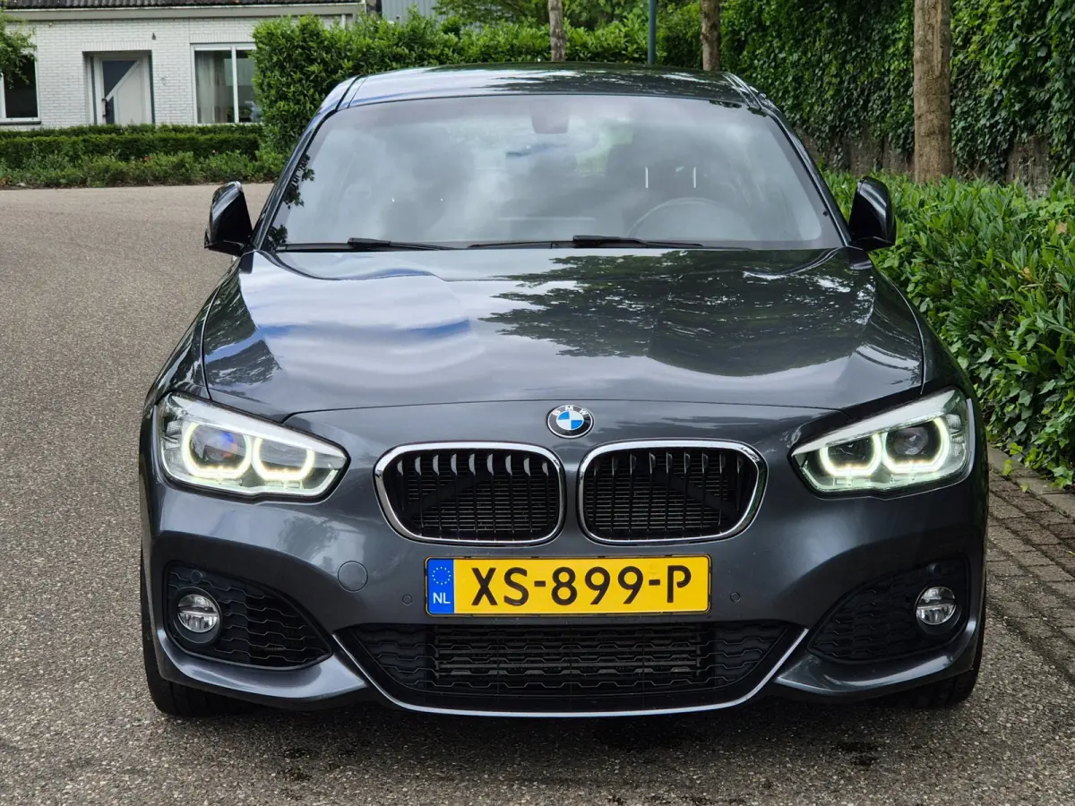 M Sport Apple CarPlay 1/2 Alcantara Centennial High Executive