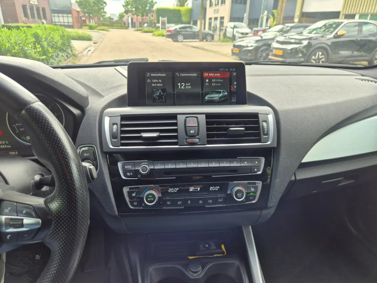 M Sport Apple CarPlay 1/2 Alcantara Centennial High Executive