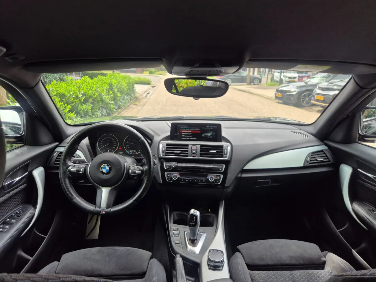 M Sport Apple CarPlay 1/2 Alcantara Centennial High Executive