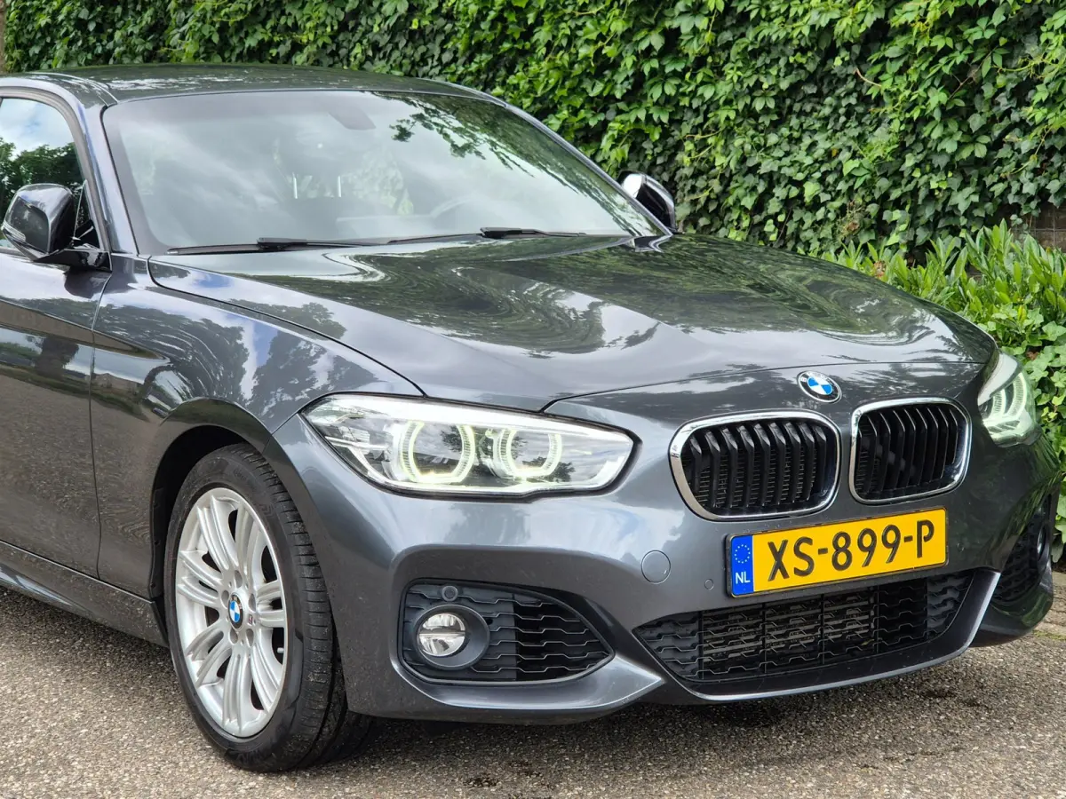 M Sport Apple CarPlay 1/2 Alcantara Centennial High Executive