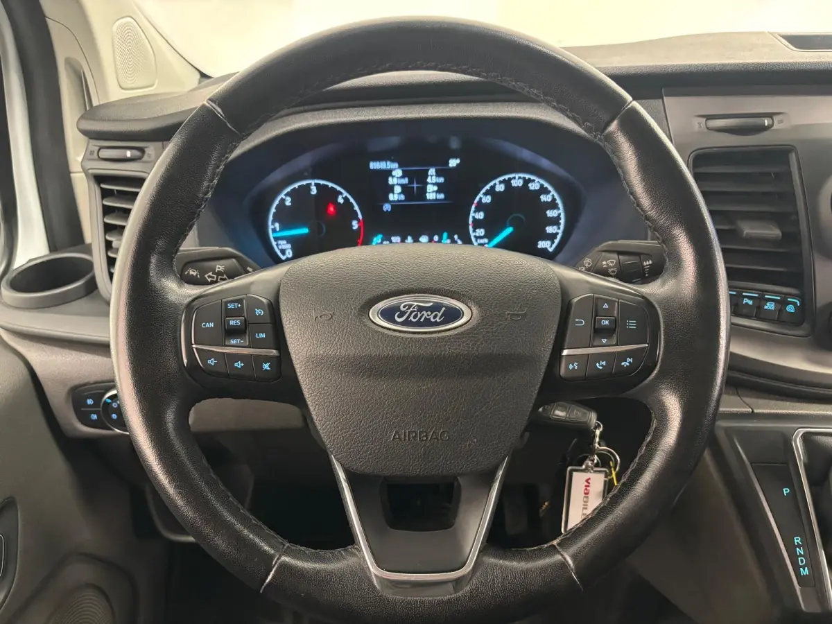 320 2.0 TDCI L2H1 Trend Airco Cruise Control Trekhaak Lane Assist Stoelverwarming