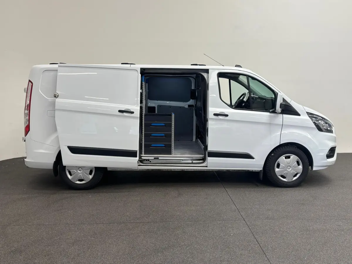320 2.0 TDCI L2H1 Trend Airco Cruise Control Trekhaak Lane Assist Stoelverwarming