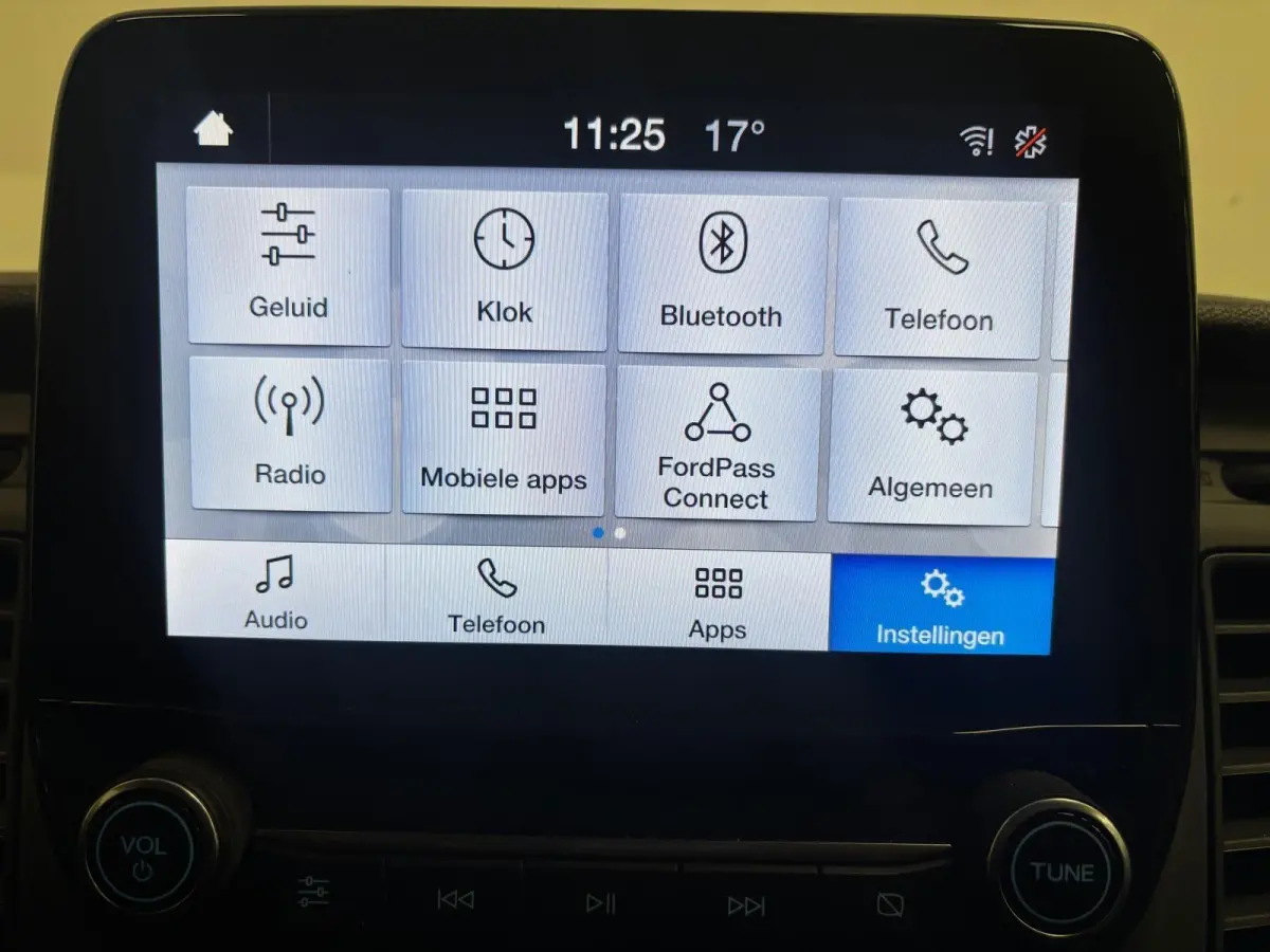 320 2.0 TDCI L2H1 Trend Airco Cruise Control Trekhaak Lane Assist Stoelverwarming