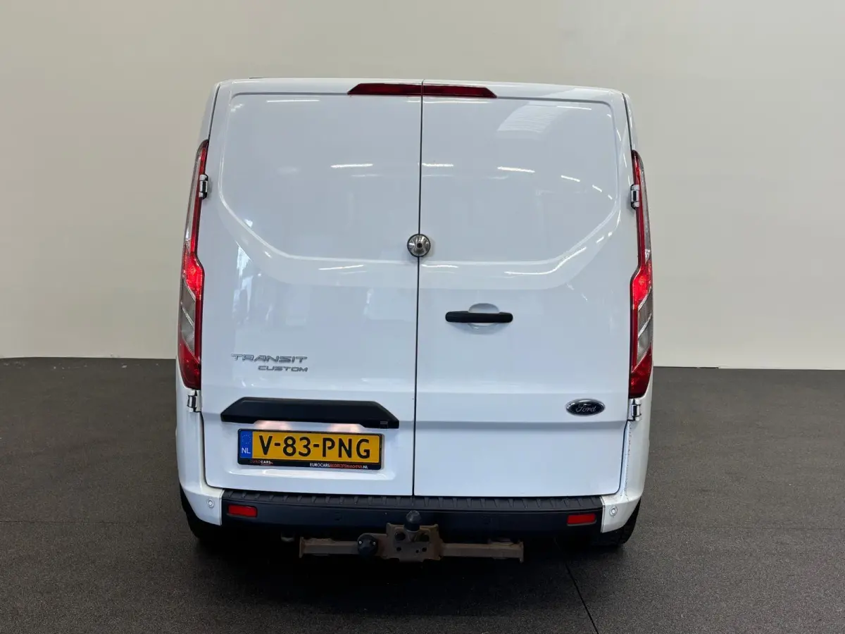 320 2.0 TDCI L2H1 Trend Airco Cruise Control Trekhaak Lane Assist Stoelverwarming