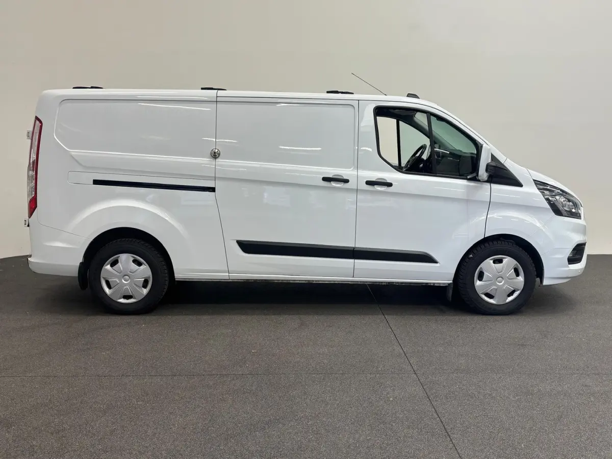 320 2.0 TDCI L2H1 Trend Airco Cruise Control Trekhaak Lane Assist Stoelverwarming