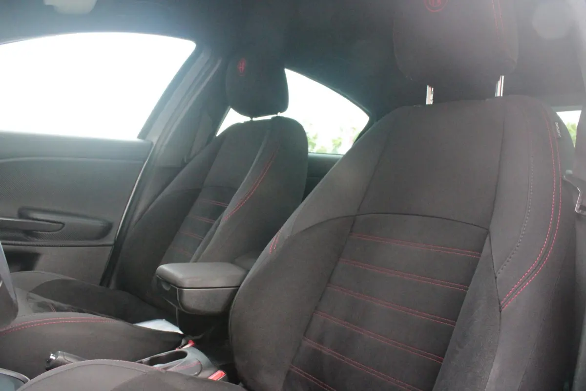 1.4 Turbo 170PK AUTOMAAT MultiAir SUPER | AFNEEMBARE TREKHAAK | NAVIGATIE | "BREMBO" REMKLAUWEN ROOD | LICHTMETALEN VELGEN 17" | CLIMATE CONTROL | CRUISE CONTROL | DAB+ RADIO | BLUETOOTH AUD