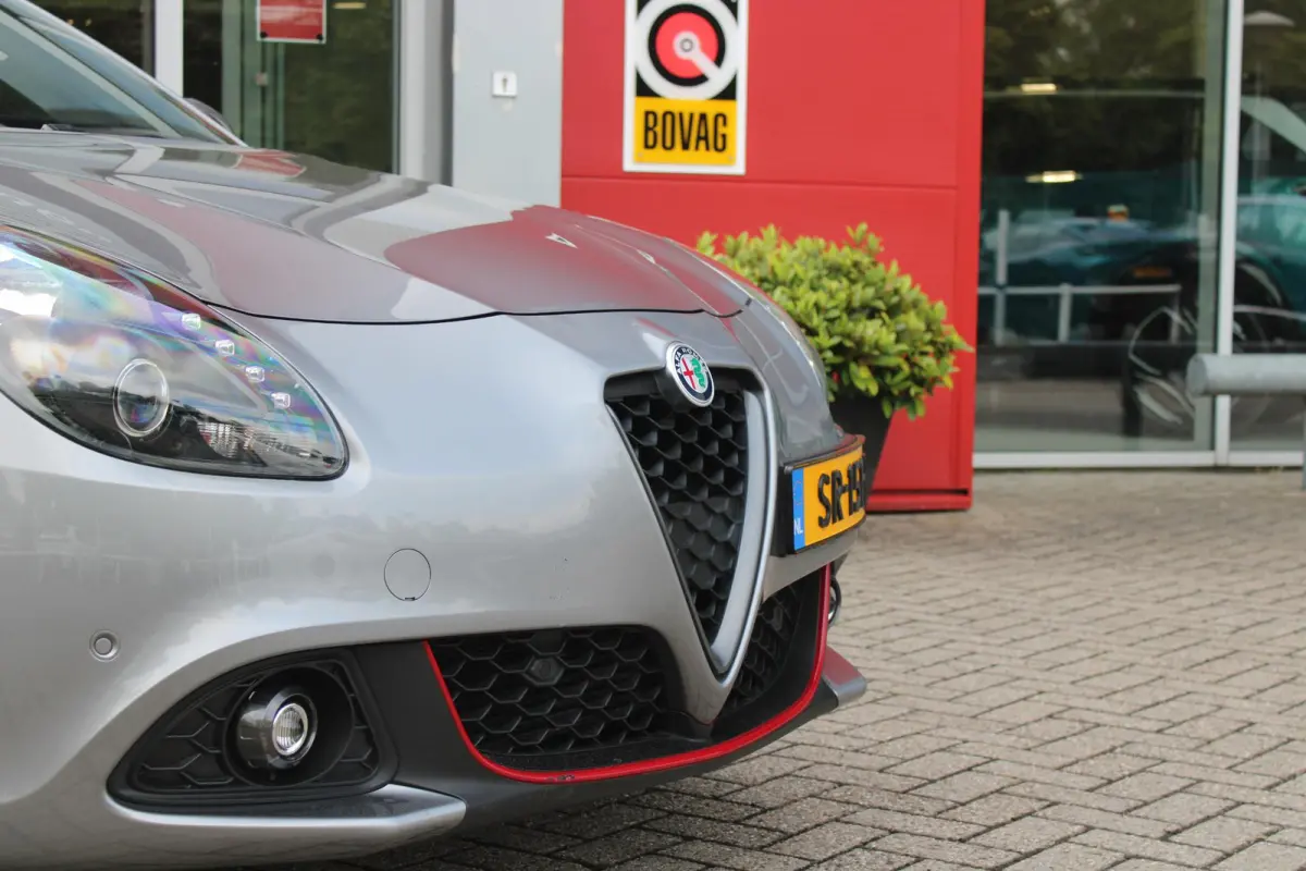 1.4 Turbo 170PK AUTOMAAT MultiAir SUPER | AFNEEMBARE TREKHAAK | NAVIGATIE | "BREMBO" REMKLAUWEN ROOD | LICHTMETALEN VELGEN 17" | CLIMATE CONTROL | CRUISE CONTROL | DAB+ RADIO | BLUETOOTH AUD