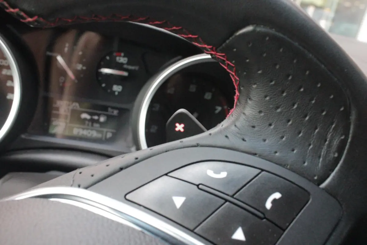 1.4 Turbo 170PK AUTOMAAT MultiAir SUPER | AFNEEMBARE TREKHAAK | NAVIGATIE | "BREMBO" REMKLAUWEN ROOD | LICHTMETALEN VELGEN 17" | CLIMATE CONTROL | CRUISE CONTROL | DAB+ RADIO | BLUETOOTH AUD