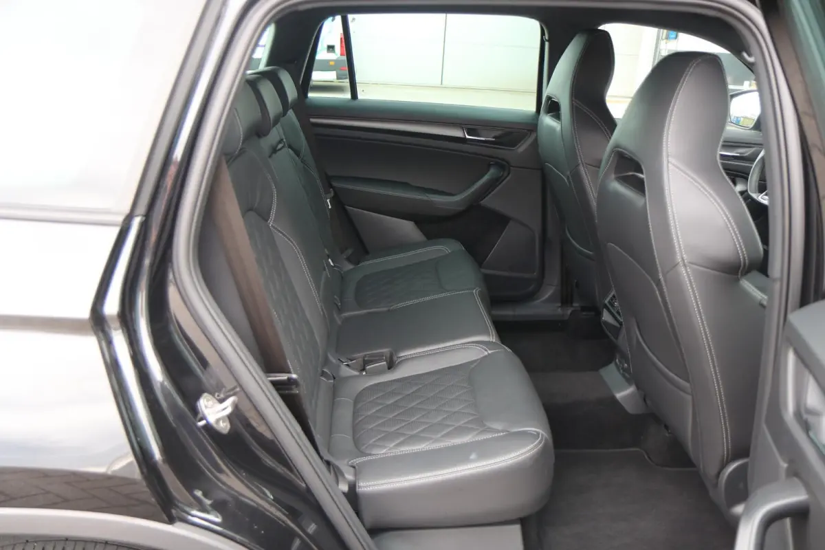 1.5 TSI 150pk DSG Sportline Business | Trekhaak | Stoelverwarming/Ventilatie | Achteruitrijcamera | Navigatie