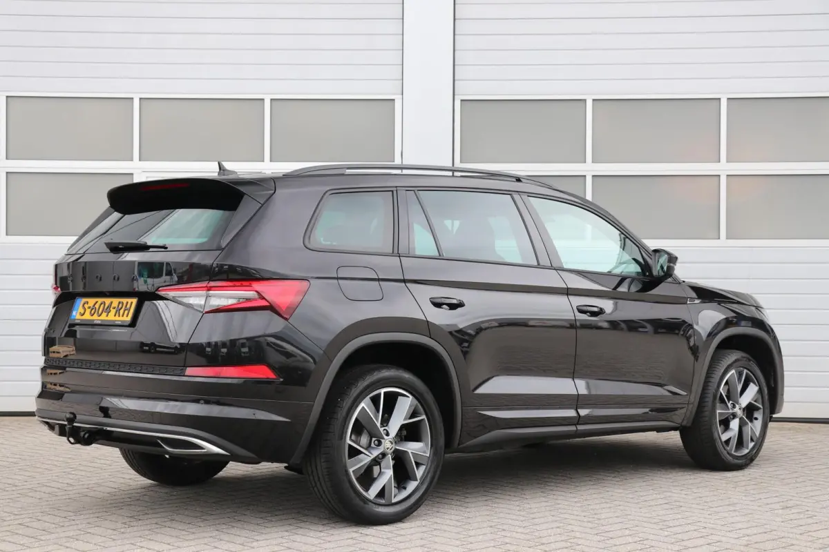 1.5 TSI 150pk DSG Sportline Business | Trekhaak | Stoelverwarming/Ventilatie | Achteruitrijcamera | Navigatie