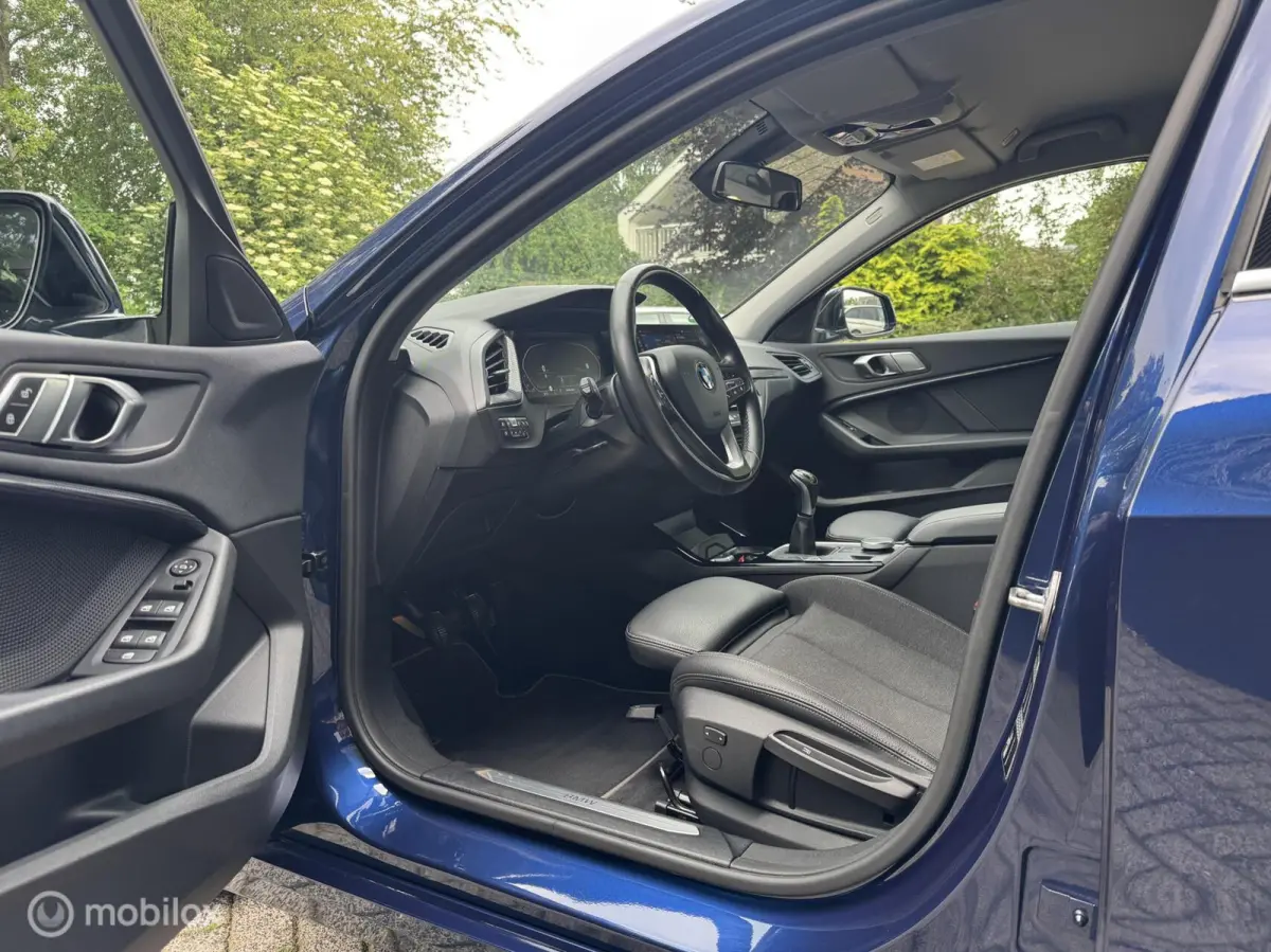 118i | Sport Line | Led | CarPlay | Digi Dash |