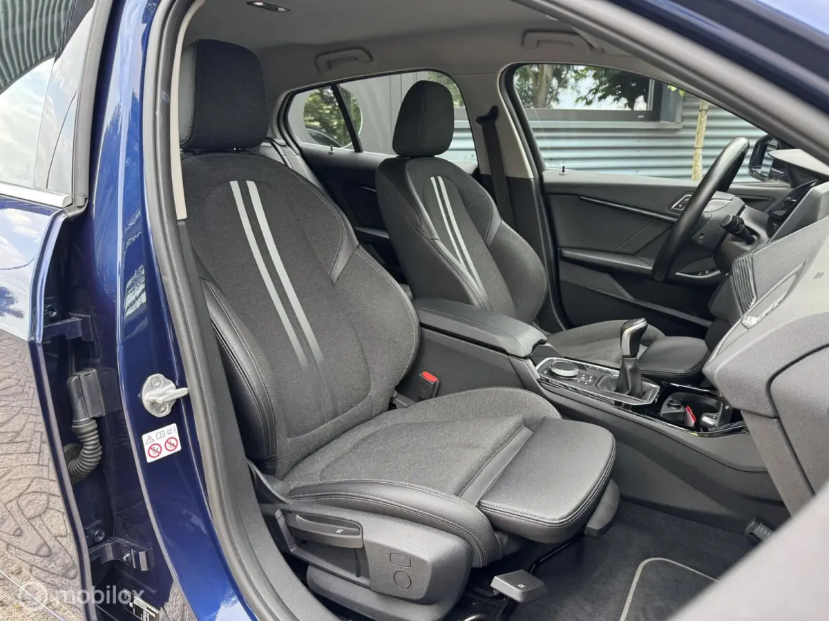 118i | Sport Line | Led | CarPlay | Digi Dash |