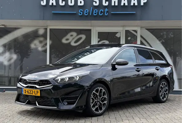 1.5 T-GDi GT-Line / Automaat / Keyless / Carplay / Schuif- Kanteldak / 17'' LM /
