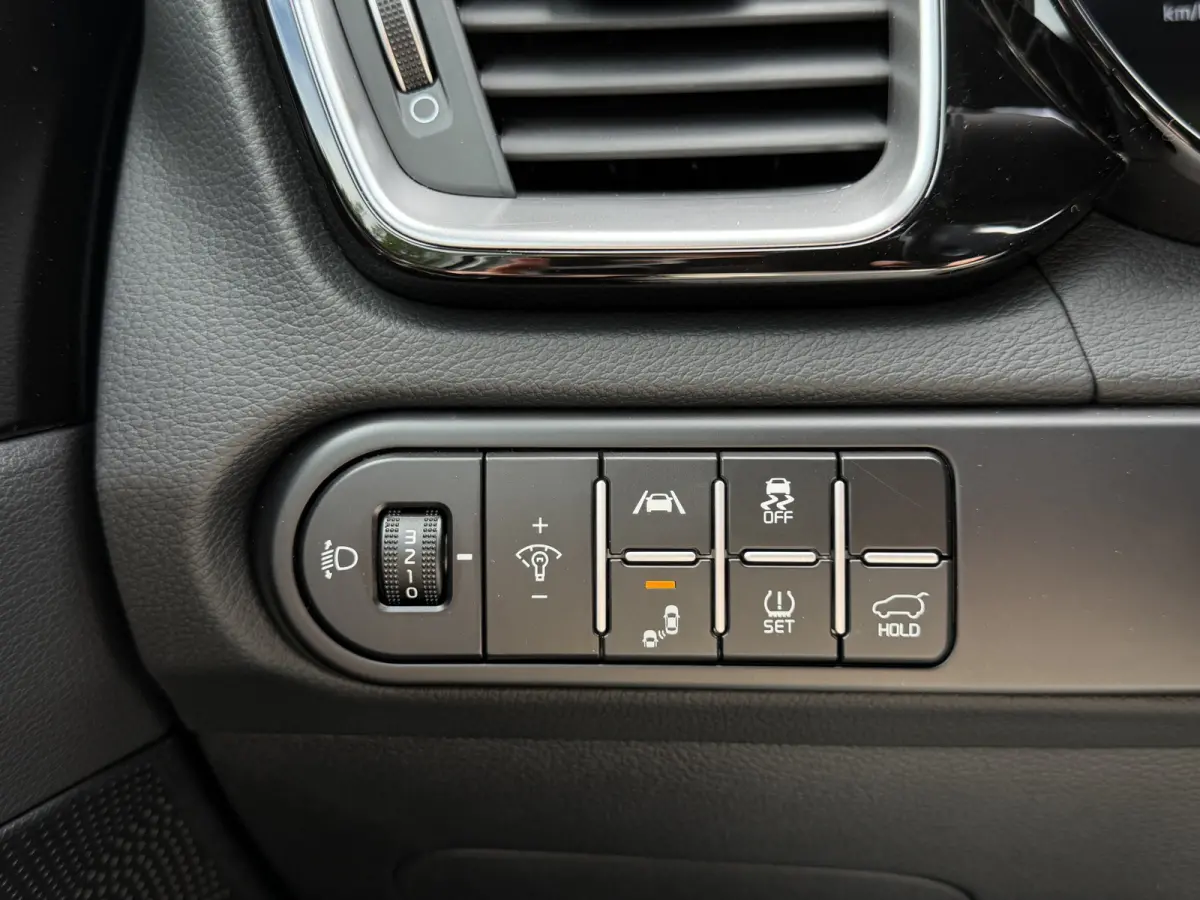 1.5 T-GDi GT-Line / Automaat / Keyless / Carplay / Schuif- Kanteldak / 17'' LM /