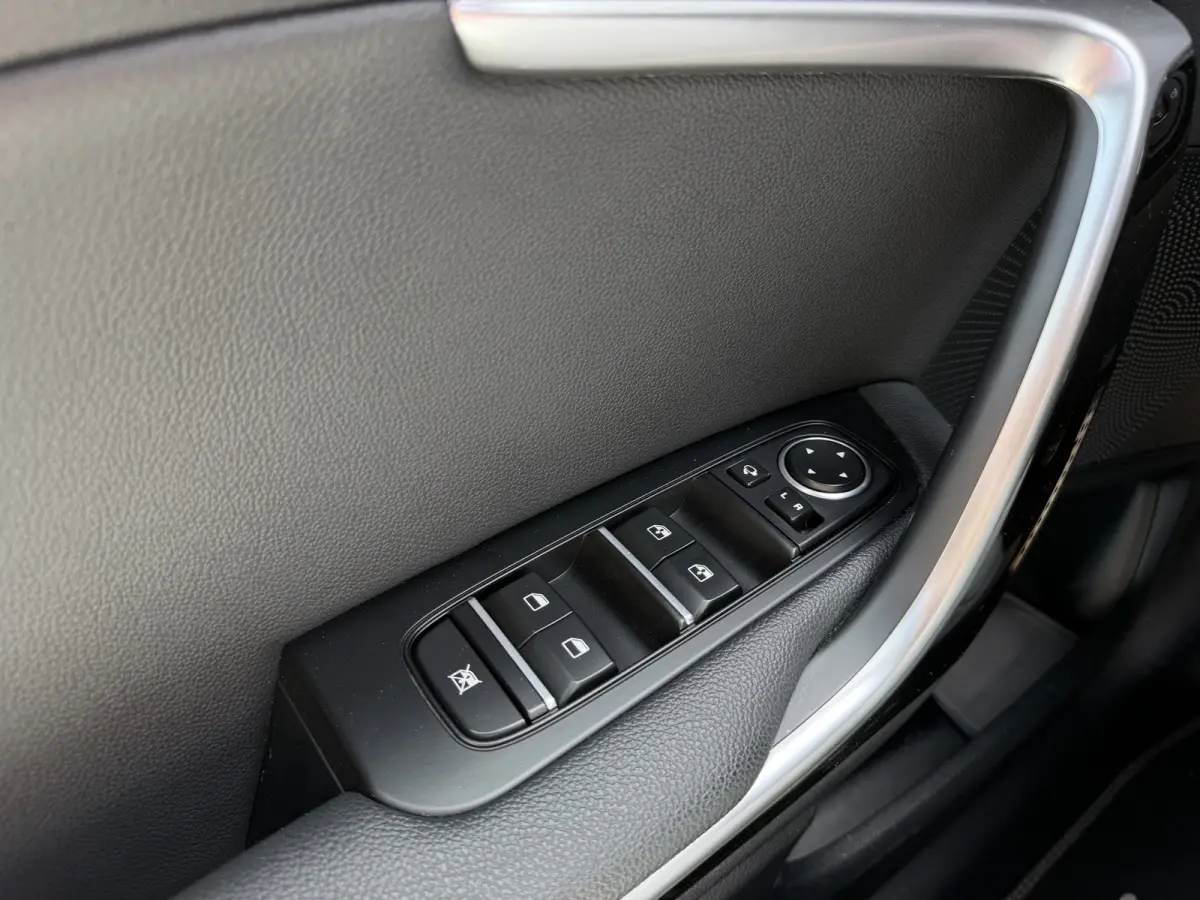 1.5 T-GDi GT-Line / Automaat / Keyless / Carplay / Schuif- Kanteldak / 17'' LM /