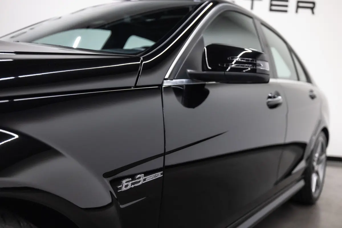 AMG 63 Btw auto, Fiscale waarde € 22.000,- (€ 53.677,69 Ex B.T.W) DEALER AUTO Dealer auto