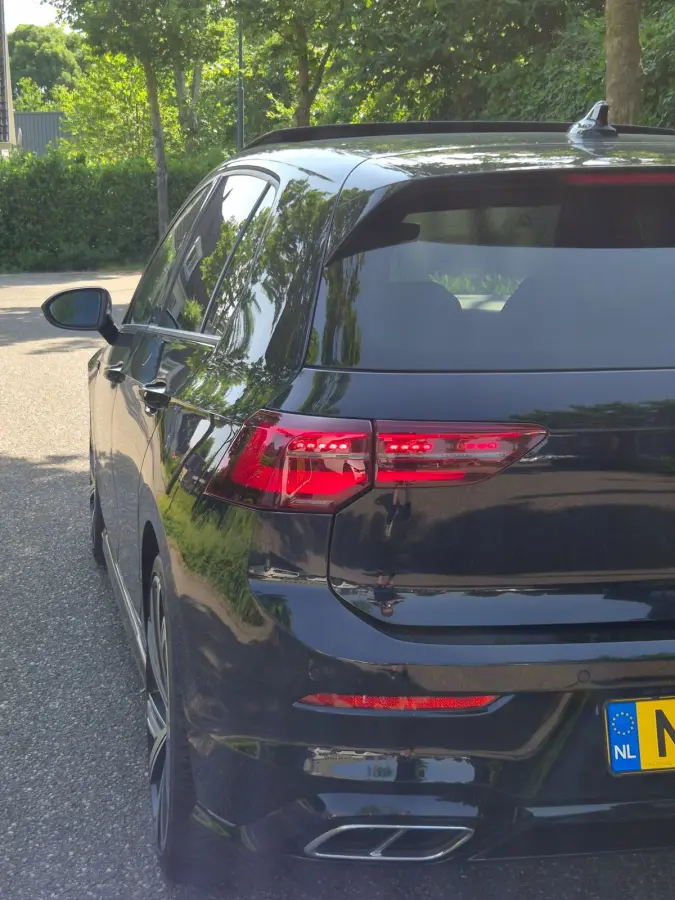 R Line 1.5 Panorama virtual dash CarPlay 1e Eig in NL Alcantara LED Volle optielijst