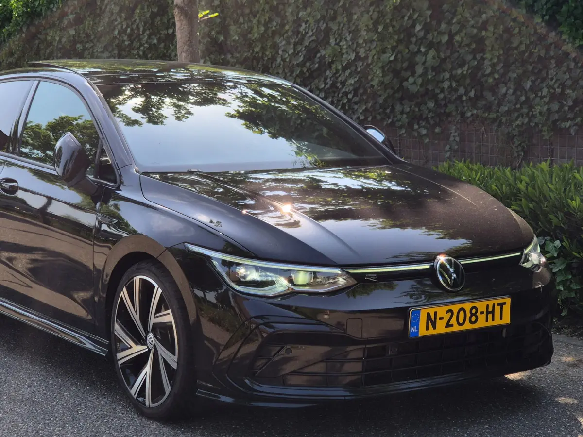 R Line 1.5 Panorama virtual dash CarPlay 1e Eig in NL Alcantara LED Volle optielijst