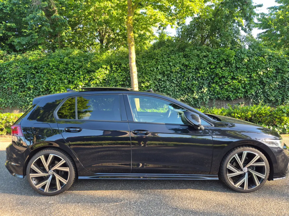 R Line 1.5 Panorama virtual dash CarPlay 1e Eig in NL Alcantara LED Volle optielijst