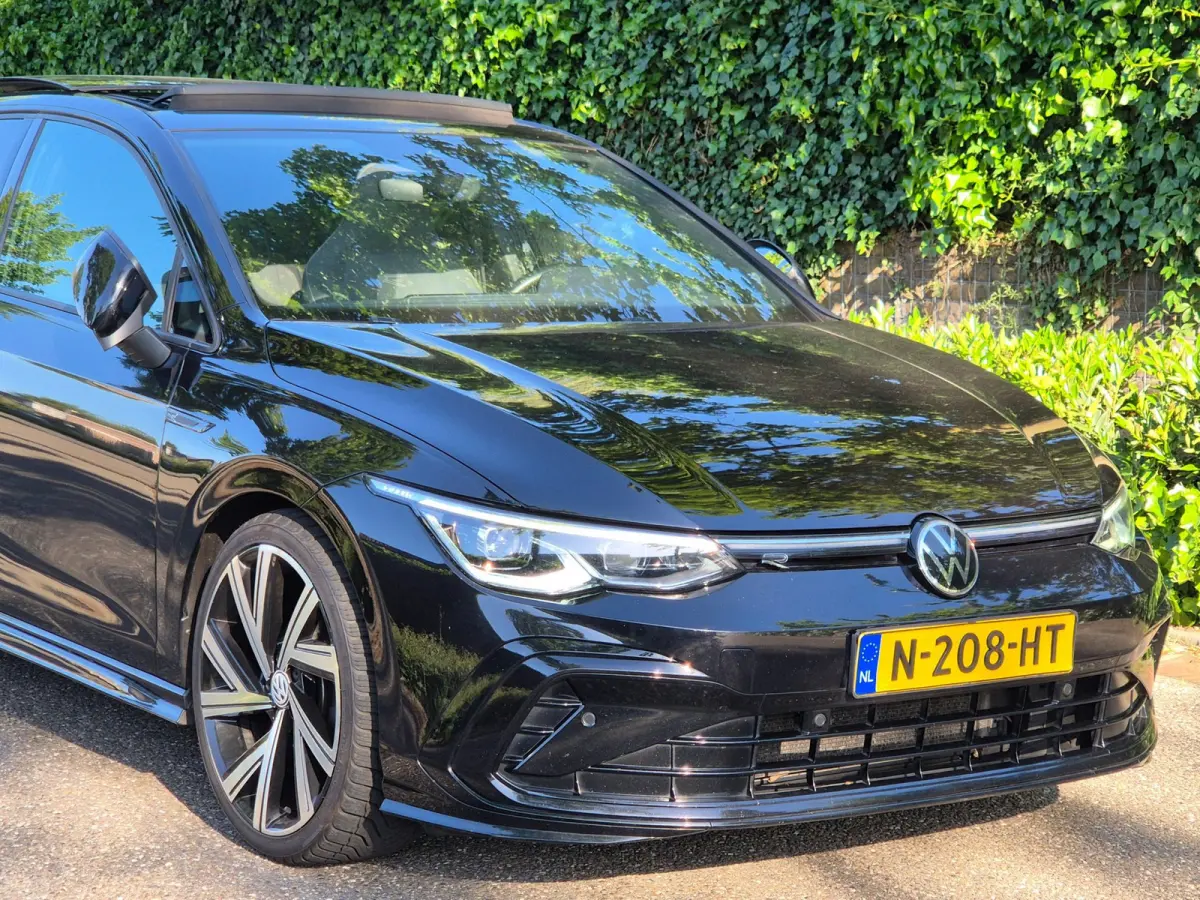 R Line 1.5 Panorama virtual dash CarPlay 1e Eig in NL Alcantara LED Volle optielijst