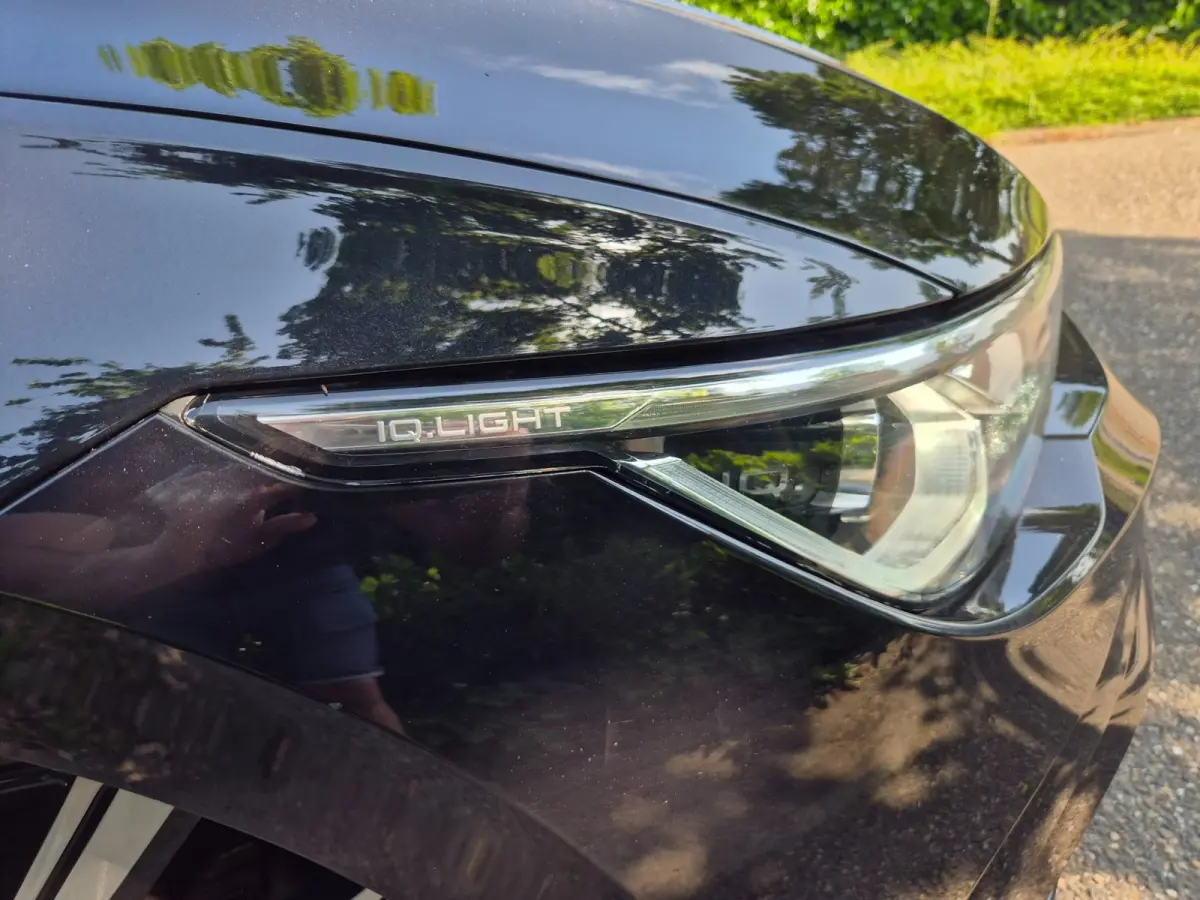 R Line 1.5 Panorama virtual dash CarPlay 1e Eig in NL Alcantara LED Volle optielijst
