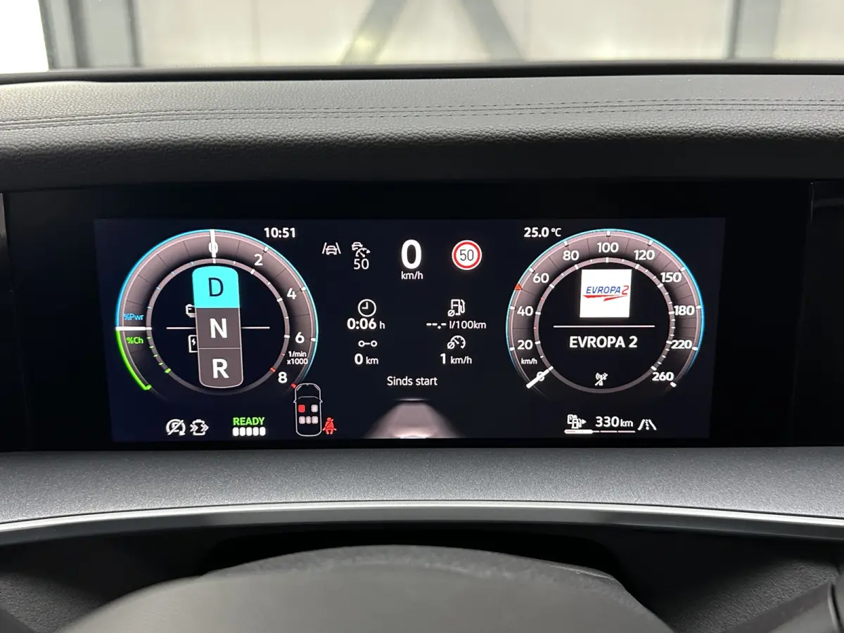 1.5 eHybrid R-Line | Trekhaak-pakket | Navigatie-pakket | Stoel- & stuurverwarming