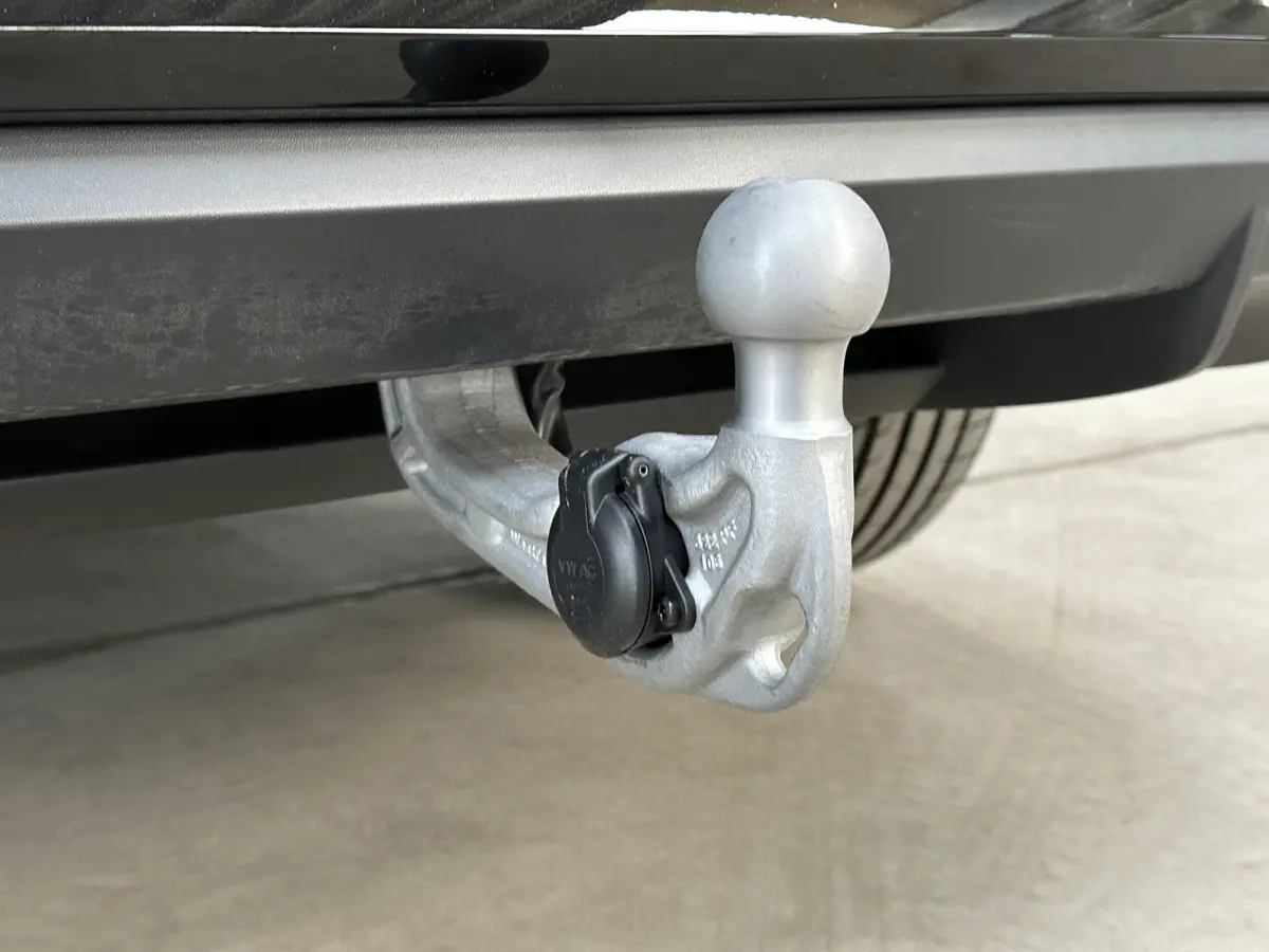 1.5 eHybrid R-Line | Trekhaak-pakket | Navigatie-pakket | Stoel- & stuurverwarming