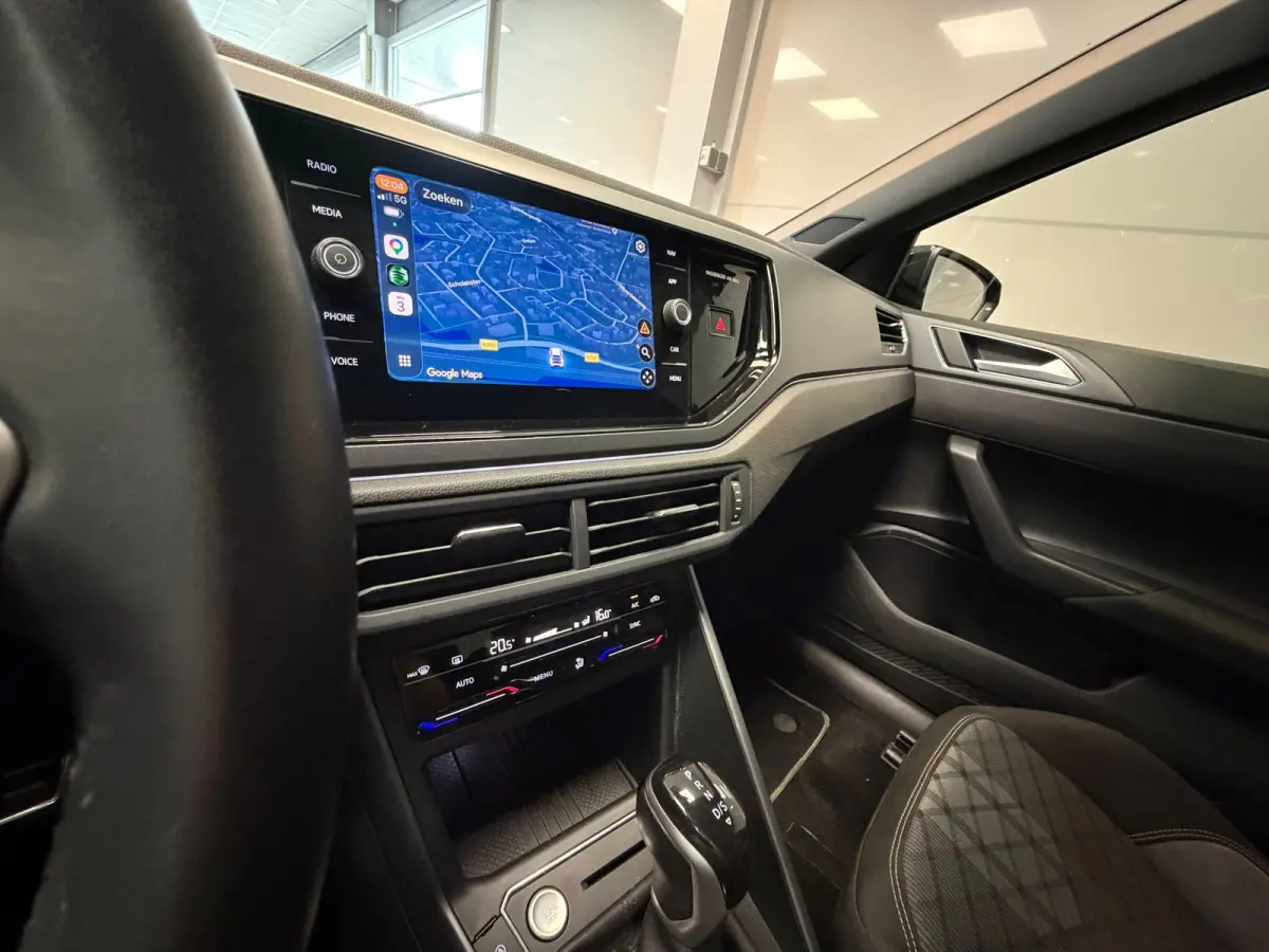 R-Line 1.0 TSI 116 pk DSG | CLIMA | CARPLAY | LED | DIGITAAL DASHBOARD |