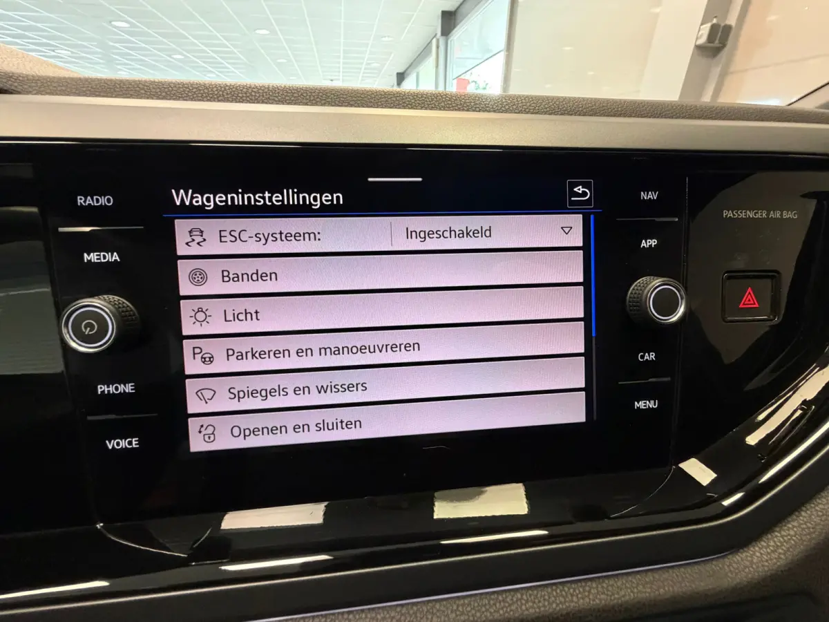 R-Line 1.0 TSI 116 pk DSG | CLIMA | CARPLAY | LED | DIGITAAL DASHBOARD |