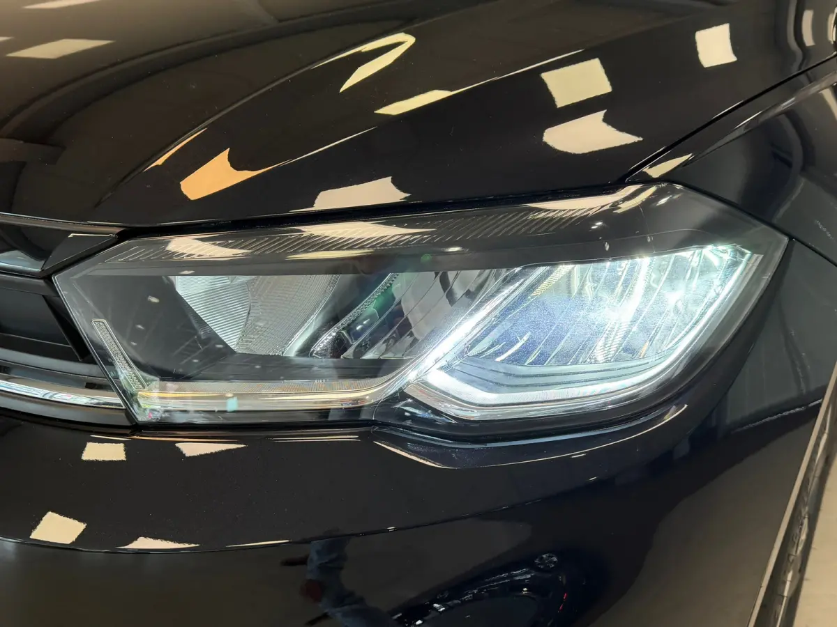R-Line 1.0 TSI 116 pk DSG | CLIMA | CARPLAY | LED | DIGITAAL DASHBOARD |