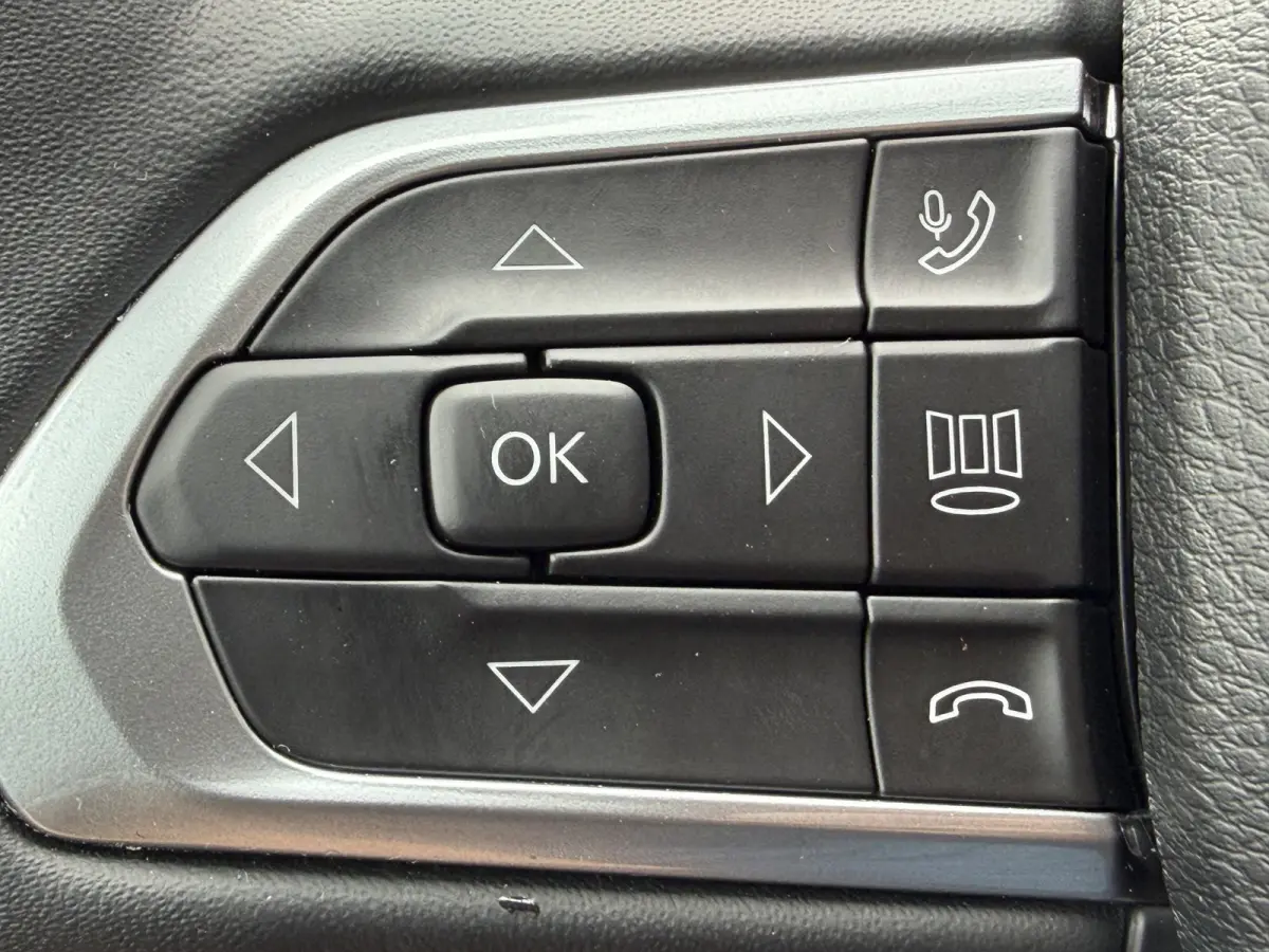 1.5T e-Hybrid Summit (Leder incl verwarming/koeling/geheugen - Elektrische Klep - Adaptieve Cruise Controle - LED - Keyless Entry - 360gr Camera - Navigatie - Apple Carplay)