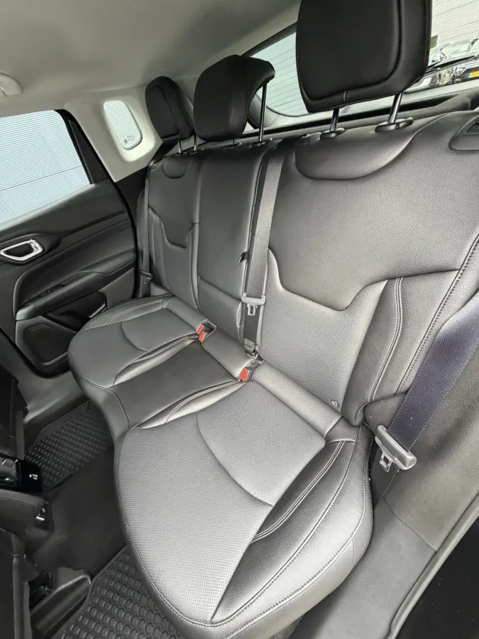 1.5T e-Hybrid Summit (Leder incl verwarming/koeling/geheugen - Elektrische Klep - Adaptieve Cruise Controle - LED - Keyless Entry - 360gr Camera - Navigatie - Apple Carplay)