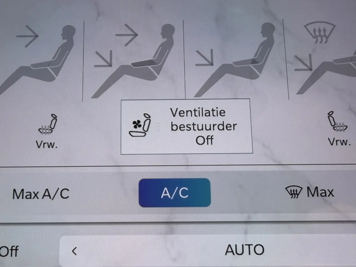 1.5T e-Hybrid Summit (Leder incl verwarming/koeling/geheugen - Elektrische Klep - Adaptieve Cruise Controle - LED - Keyless Entry - 360gr Camera - Navigatie - Apple Carplay)
