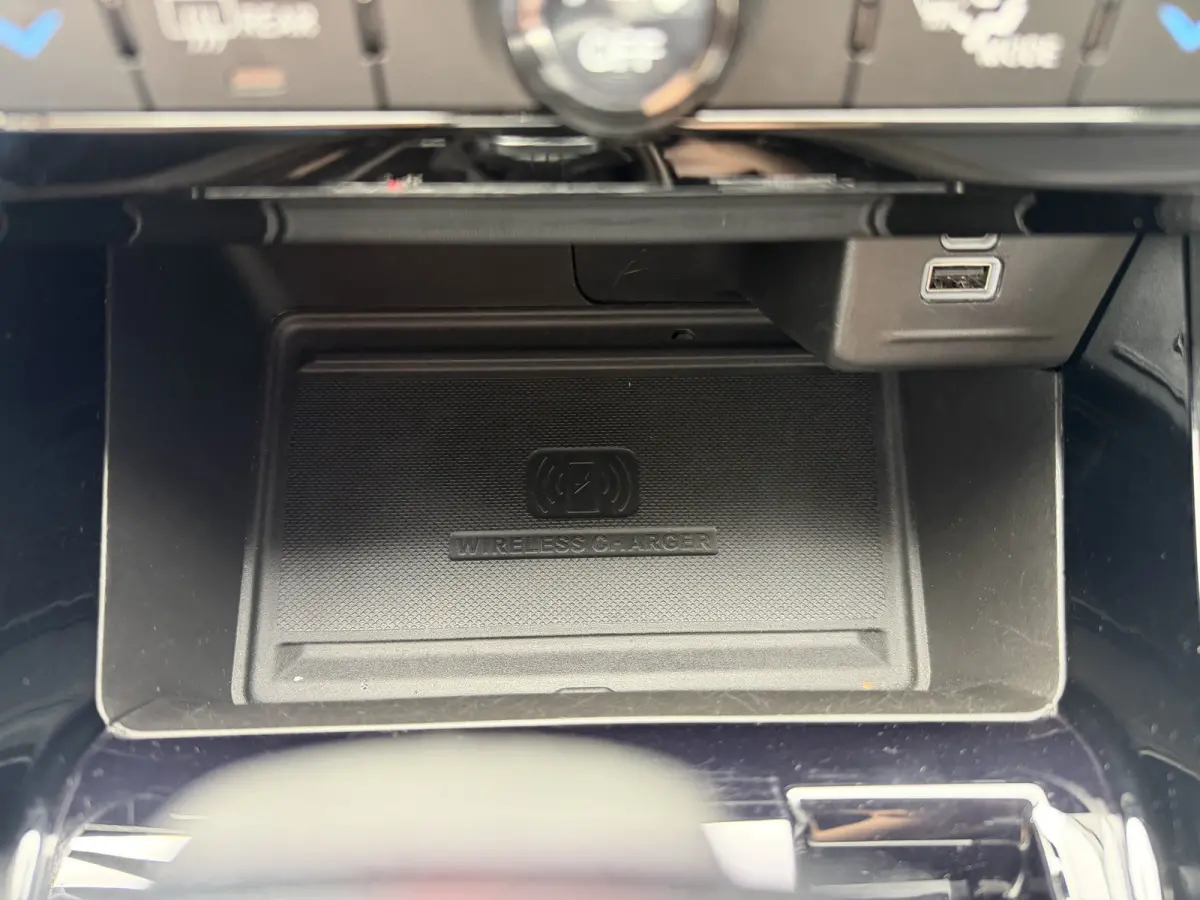 1.5T e-Hybrid Summit (Leder incl verwarming/koeling/geheugen - Elektrische Klep - Adaptieve Cruise Controle - LED - Keyless Entry - 360gr Camera - Navigatie - Apple Carplay)