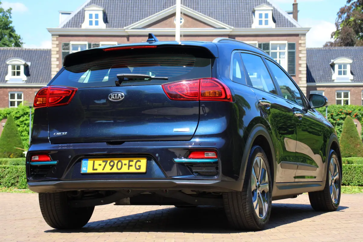 DynamicLine 64 kWh | NL-AUTO! | DEALER OH! | WARMTEPOMP | ADAPTIVE CRUISE | LANE ASSIST | CAMERA | PARK SENS | HALF LEDER | LED | NAVI | CLIMA