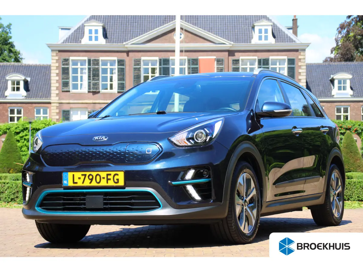 DynamicLine 64 kWh | NL-AUTO! | DEALER OH! | WARMTEPOMP | ADAPTIVE CRUISE | LANE ASSIST | CAMERA | PARK SENS | HALF LEDER | LED | NAVI | CLIMA